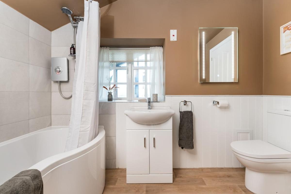Central Malham Wellbeing Escape Hot Tub & Studio Εξωτερικό φωτογραφία